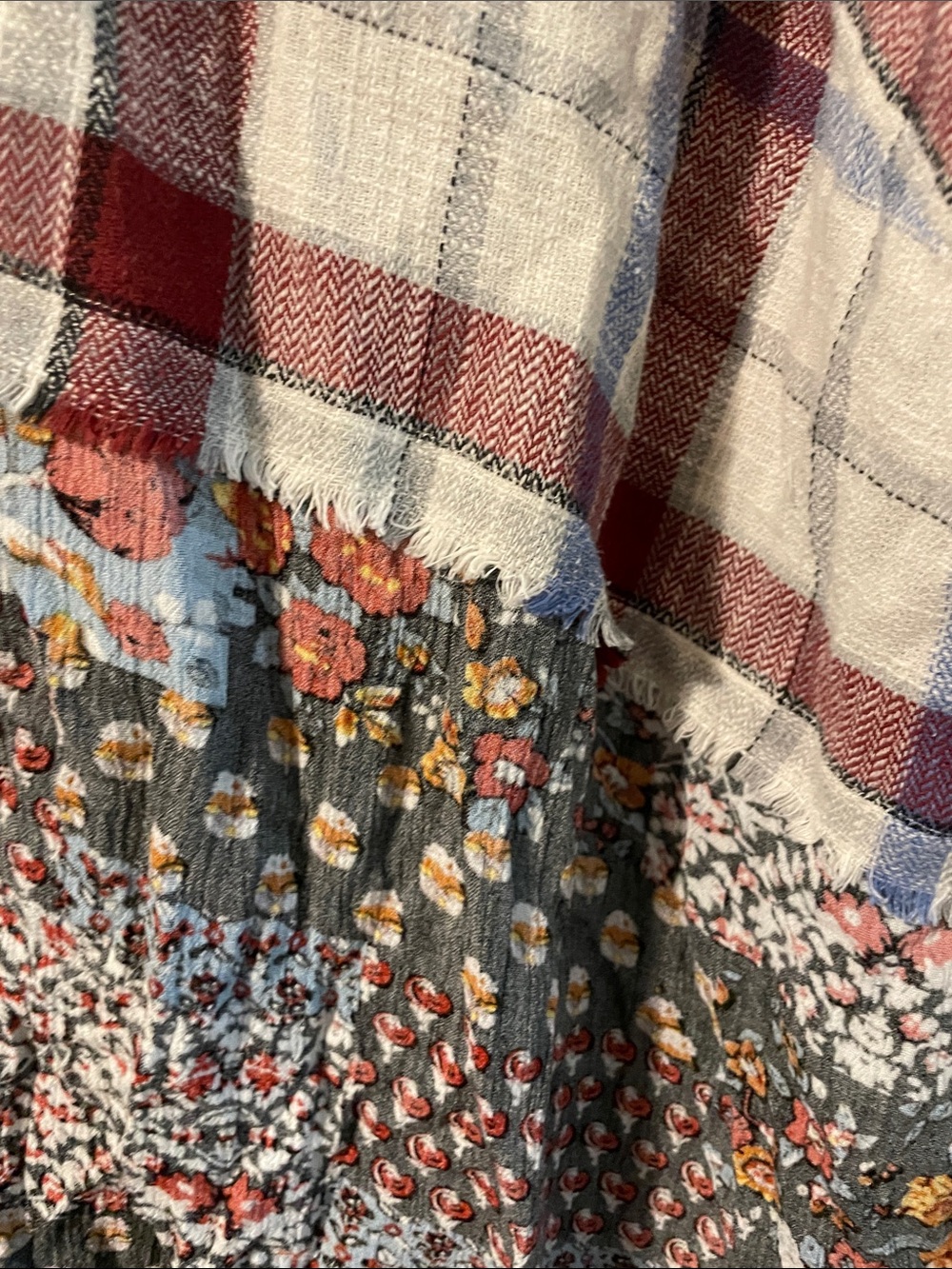 Ali Miles Mixed-Print Tunic in White, Blue, Red, Navy - Picture 3 of 6